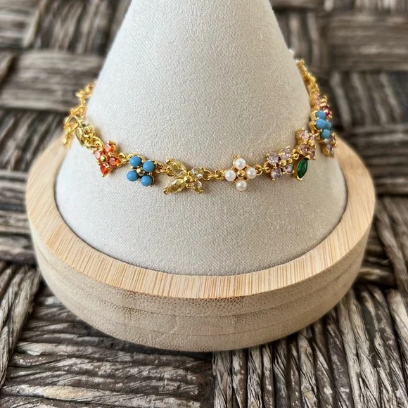 💐 NWT Kate Spade New Bella Bloom Flower Bracelet 💐 - Picture 3 of 4